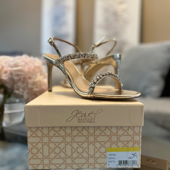 BRAND NEW Jewel Badgley Mischa Donna size 8 light gold - Picture 3 of 6
